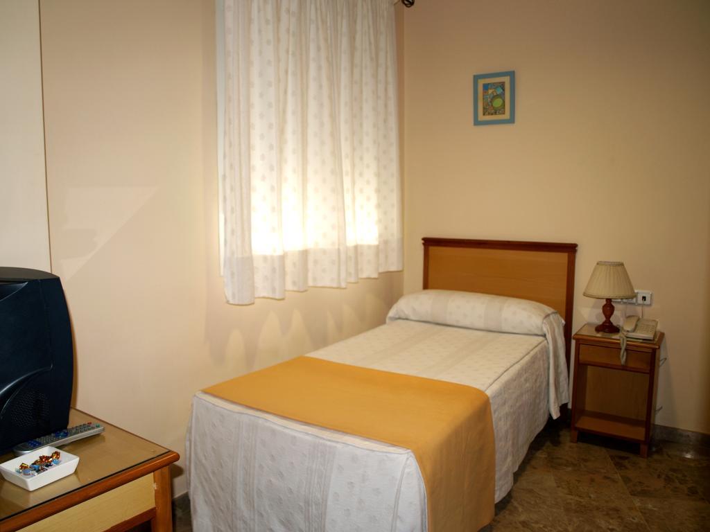 Hotel Al-Yussana ルセナ エクステリア 写真