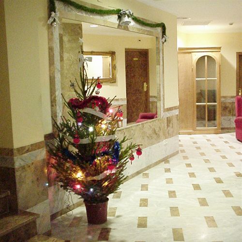 Hotel Al-Yussana ルセナ エクステリア 写真